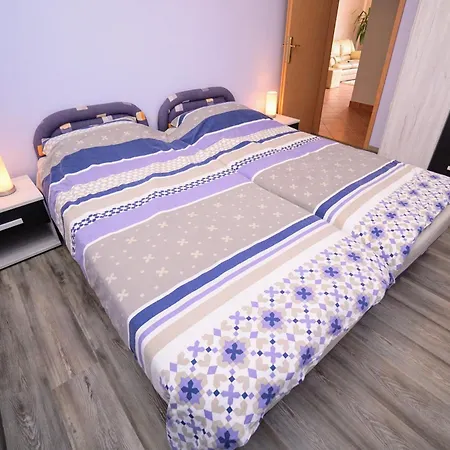 Kristijana Monterosso Crveni Vrh