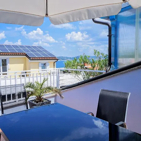 Apartman Kristijana Monterosso Crveni Vrh